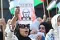 Why is Binyamin Netanyahu defying public opinion to expand the war in Gaza? 